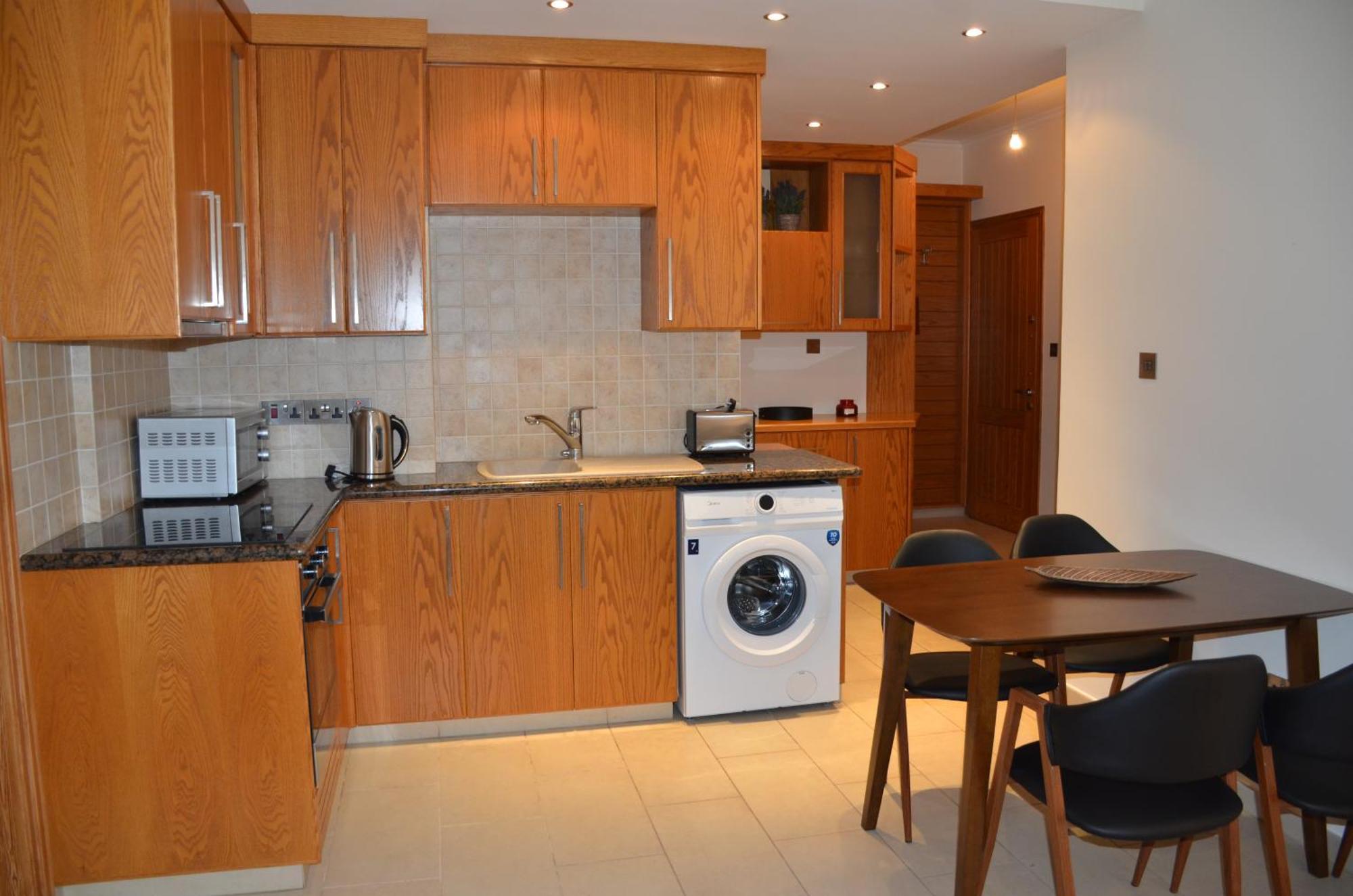 2 Bedroom Apartment, Zygos Centre Block D - By Imh Travel & Tours Пафос Экстерьер фото